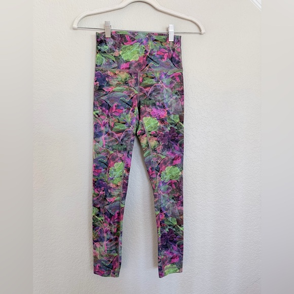 Lululemon Wunder Train HR Tight 25” legging - Picture 2 of 10